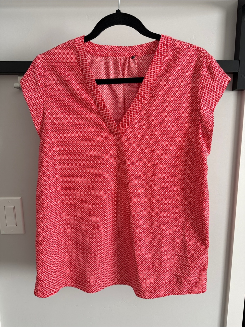 Women’s Pink Cap Sleeve V-Neck Top